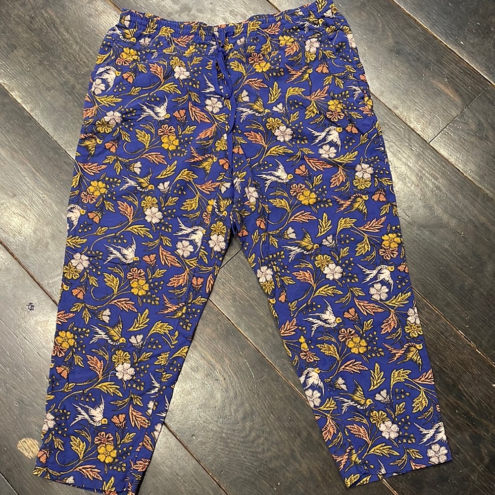 Universal Thread Drawstring Capri. Nwot. - image 1